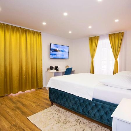 Gold Luxury Room Split Buitenkant foto